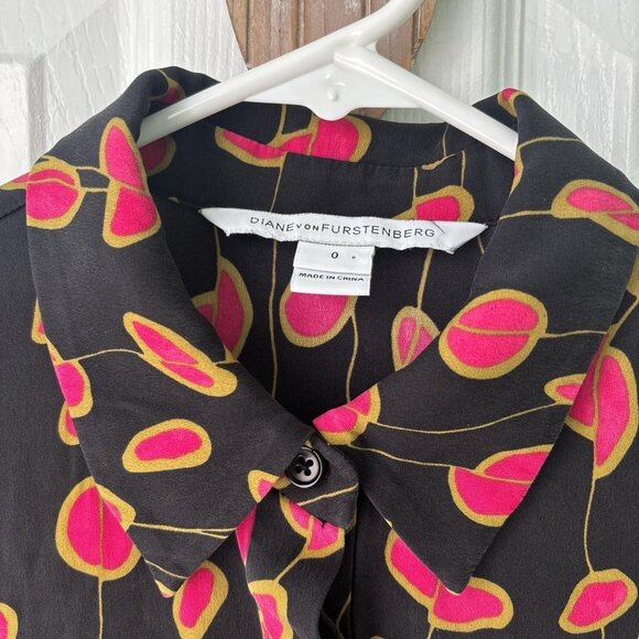 Diane von Furstenberg Chrissie Silk Dress Size 0 Black and Red Dark Romantic - Picture 4 of 8